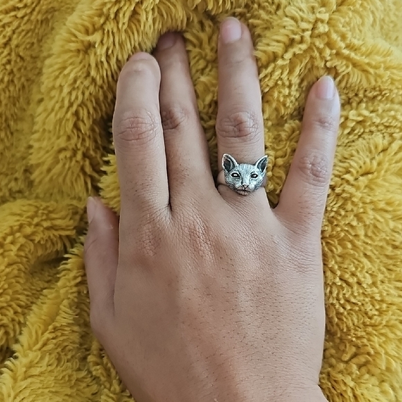 Silver Fox Ring - Picture 3 of 4